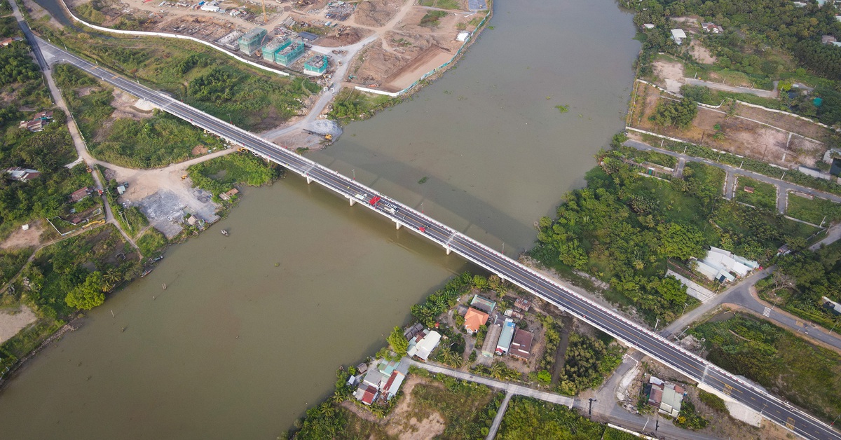 Cầu Long Đại Thông Xe: “Cú Hích” Cho Bất Động Sản Khu Đông TP.HCM Và Đại Đô Thị Vinhomes Grand Park
