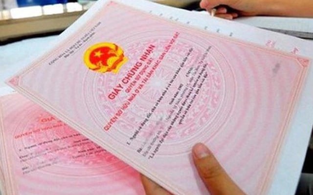 Quyền Của Người Đứng Tên Sổ Đỏ: Giải Thích Chi Tiết Theo Luật Đất Đai 2013