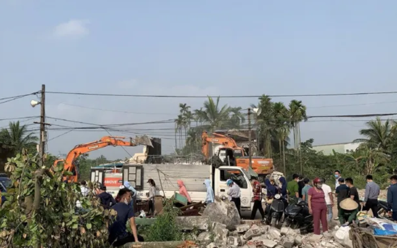 Cưỡng Chế Thu Hồi Đất: Quy Định Pháp Luật và Quyền Của Người Dân