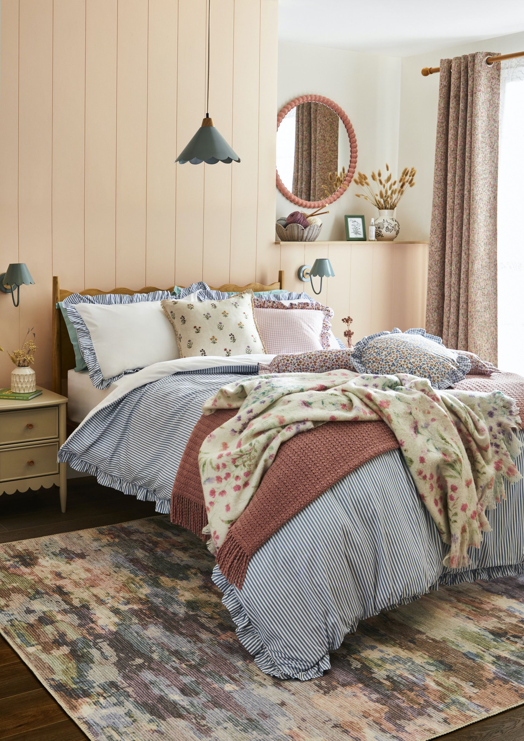 Bí Quyết Tối Ưu Hóa Không Gian Phòng Ngủ Nhỏ: Biến Hóa Bất Ngờ!