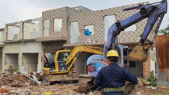 DIC Corp Bị Phạt Nặng: Bài Học Về Tuân Thủ Pháp Luật Trong Bất Động Sản