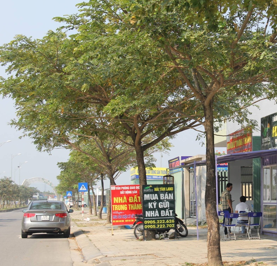 Ki-ốt Bất Động Sản ‘Mọc’ Tự Phát Tại Liên Chiểu: Thực Trạng và Giải Pháp