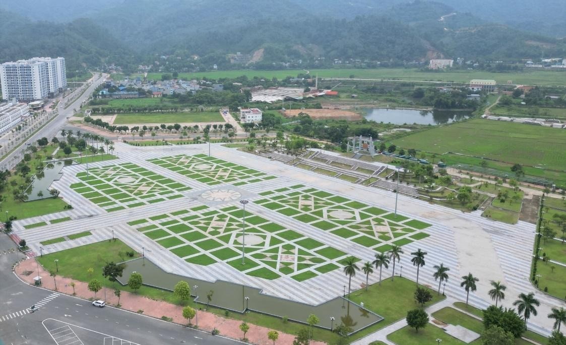 Đà Nẵng: Quy hoạch Quảng Trường và Bãi Đỗ Xe Mới tại Liên Chiểu